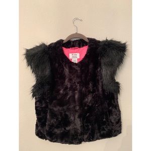 Neiman Marcus x Target Black faux fur vest Size L